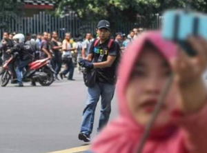 Hanya di Indonesia, Selfie ternekad bareng Teroris @facebook