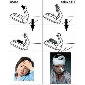 @shiftdeletenet 18/02/2015 00:23:00 WIB Iphone vs Nokia 3310