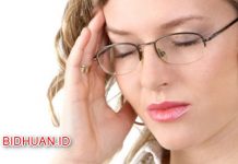 Sakit Kepala Sebelah Kanan: 6 Penyebab dan Nama Obatnya Sakit Kepala Sebelah Kanan - 6 Penyebab dan Nama Obatnya