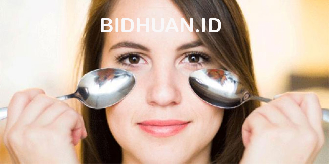 CARA MENGHILANGKAN MATA PANDA DENGAN SENDOK CARA MENGHILANGKAN MATA PANDA DENGAN SENDOK