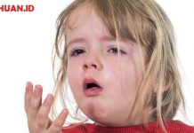 Parotitis: Gejala, Peyebab, Dan Pengobatan Penyakit Parotitis Parotitis: Gejala, Peyebab, Dan Pengobatan Penyakit Parotitis